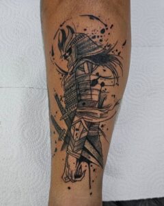 Tatuagem Samurai detalhada no braço