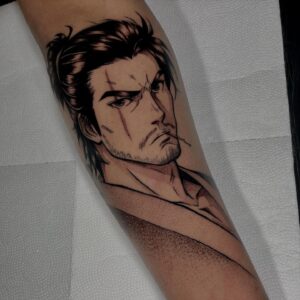 Tatuagem Samurai rosto com cicatrizes no braço