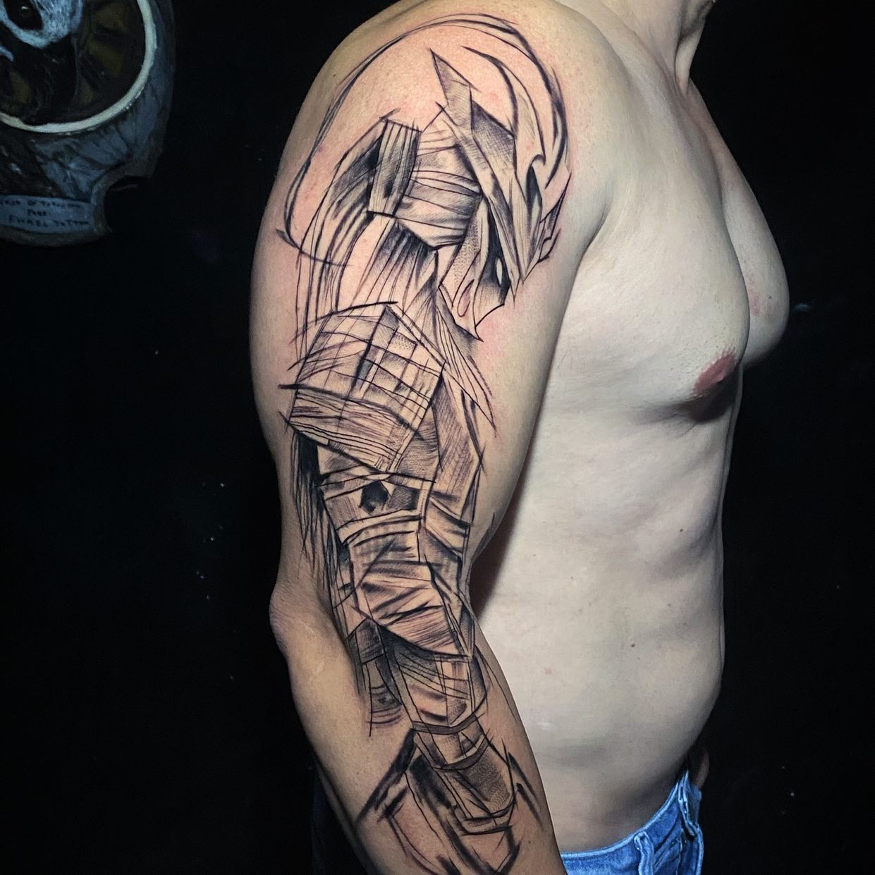 Tatuagem Samurai no braço estilo moderno